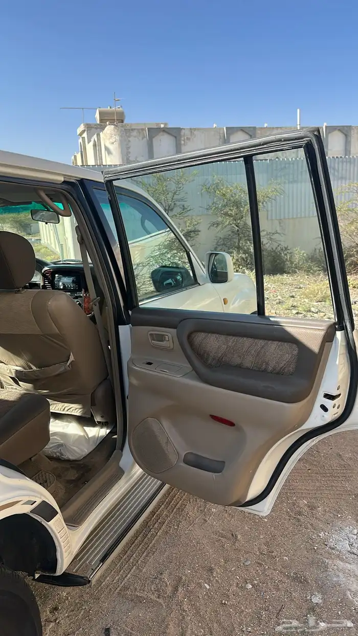 لاندكلوزر 2000 9