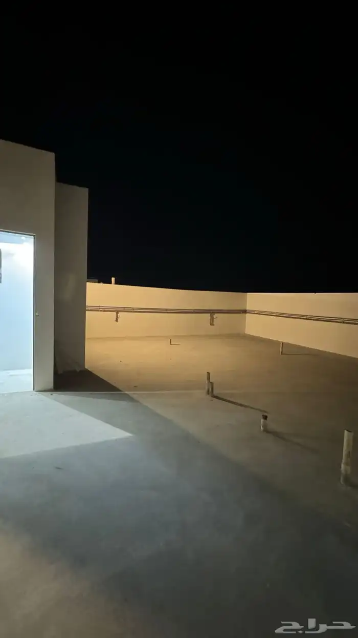 للبيع فيلا حي الامير سلطان 13