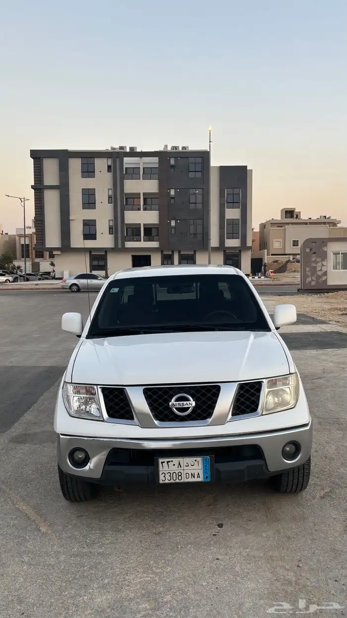 نيسان نافارا 2013 1