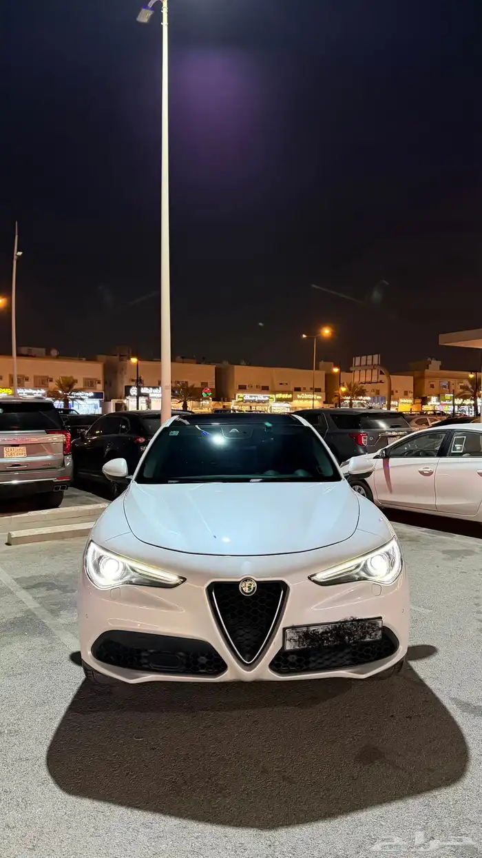 الفاروميو ستلفيو موديل 2018 فل كامل 0