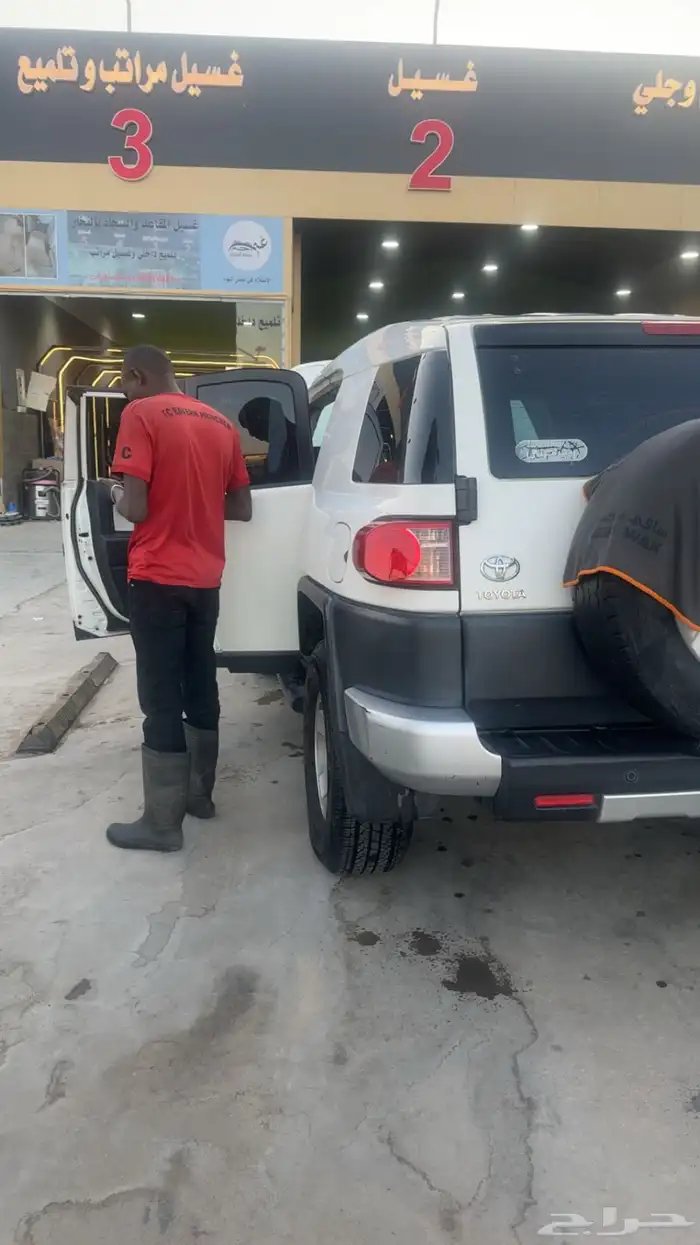 اف جي 2010 ابيض 0