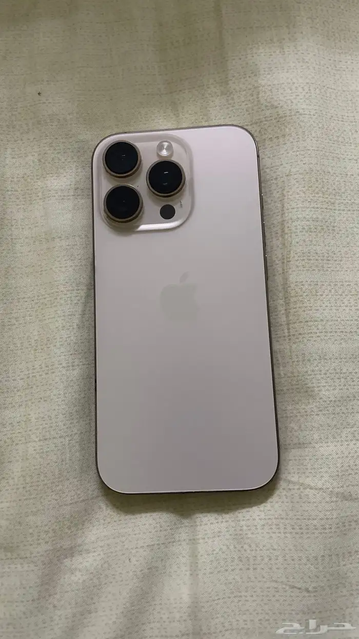 ايفون 16 برو تيتانيوم صحراوي 256 قيقا 0