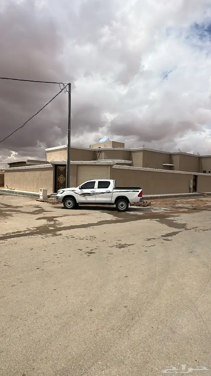 سيار في حزم الجلاميد 0