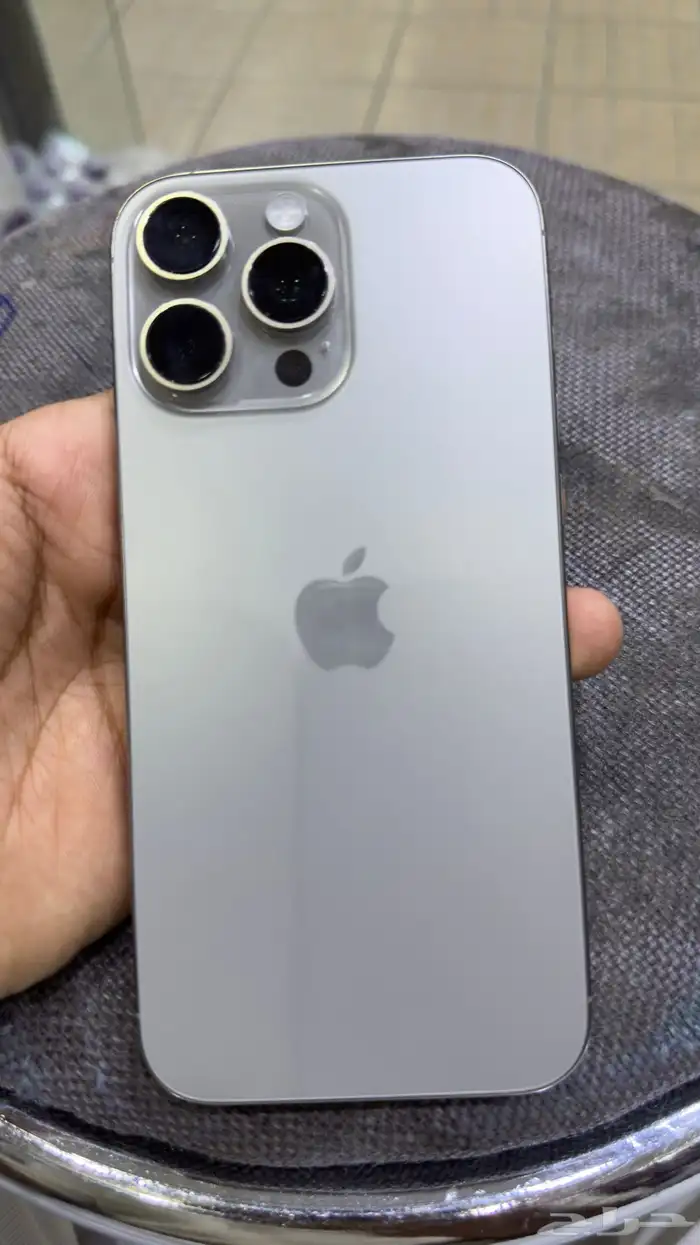 16 Pro Max تيتانيوم 1