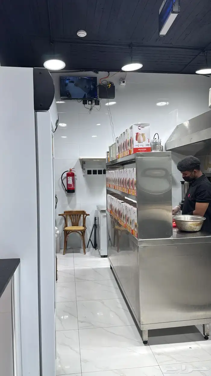 شاي ومعجنات للتقبيل 0