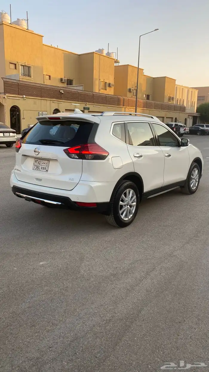 اكس تريل 2022 5