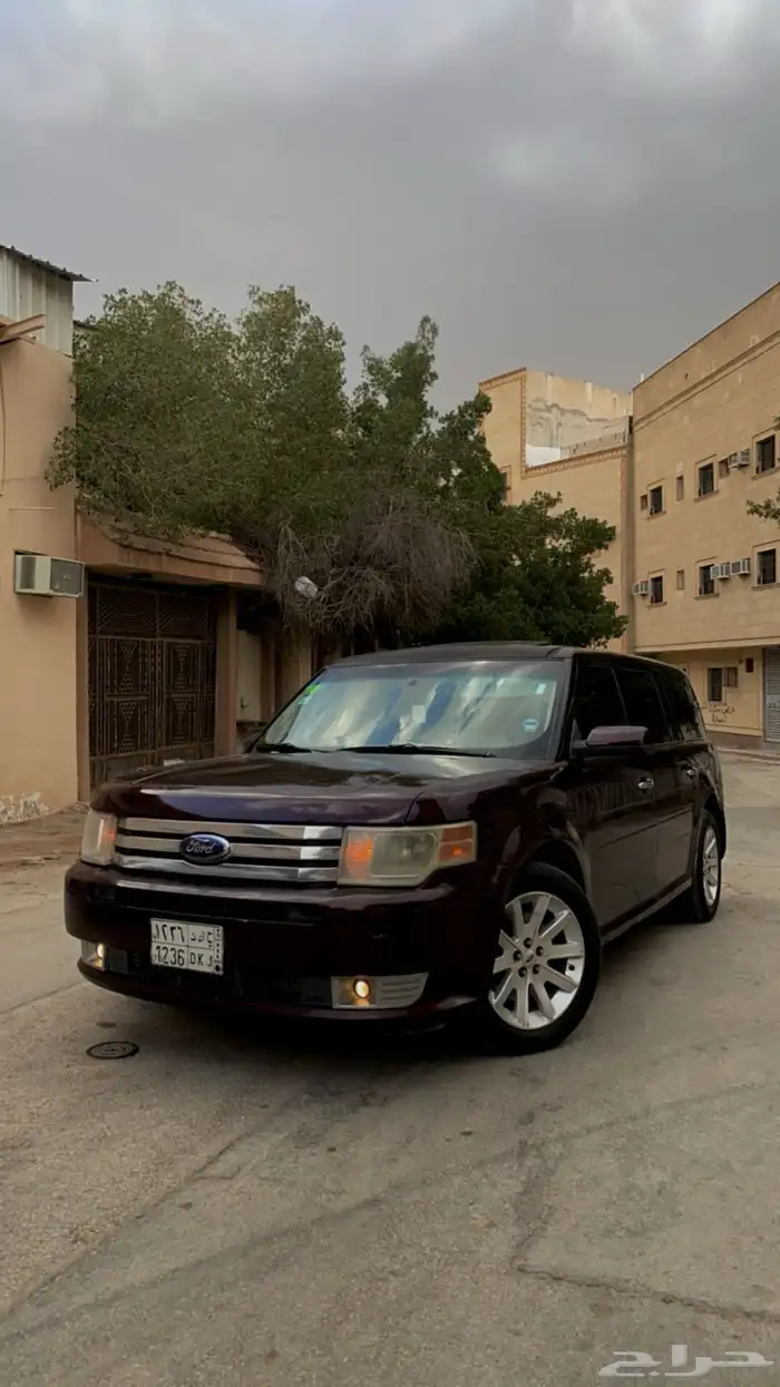 فورد فلكس 2011 8