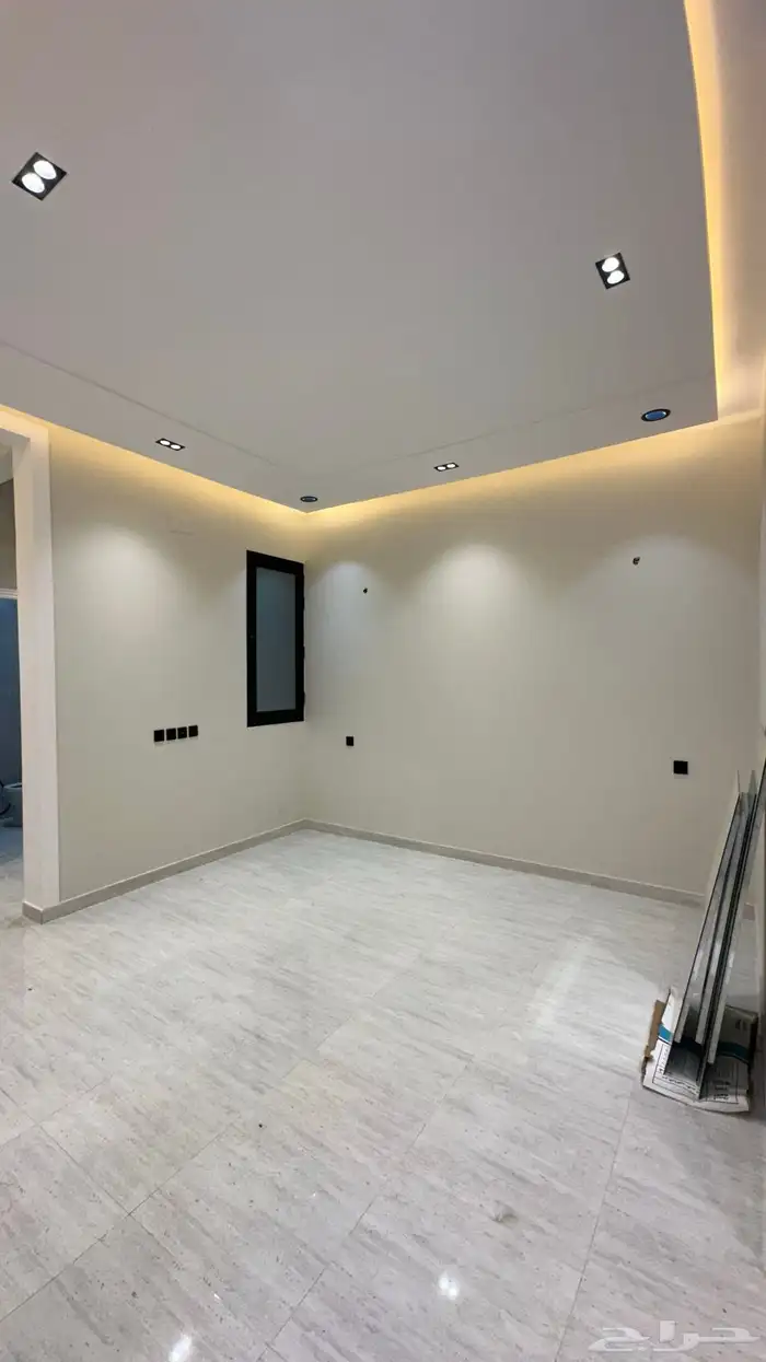 شقق ارضيه وارواف علويه للبيع خميس مشيط حي اليرموك 12