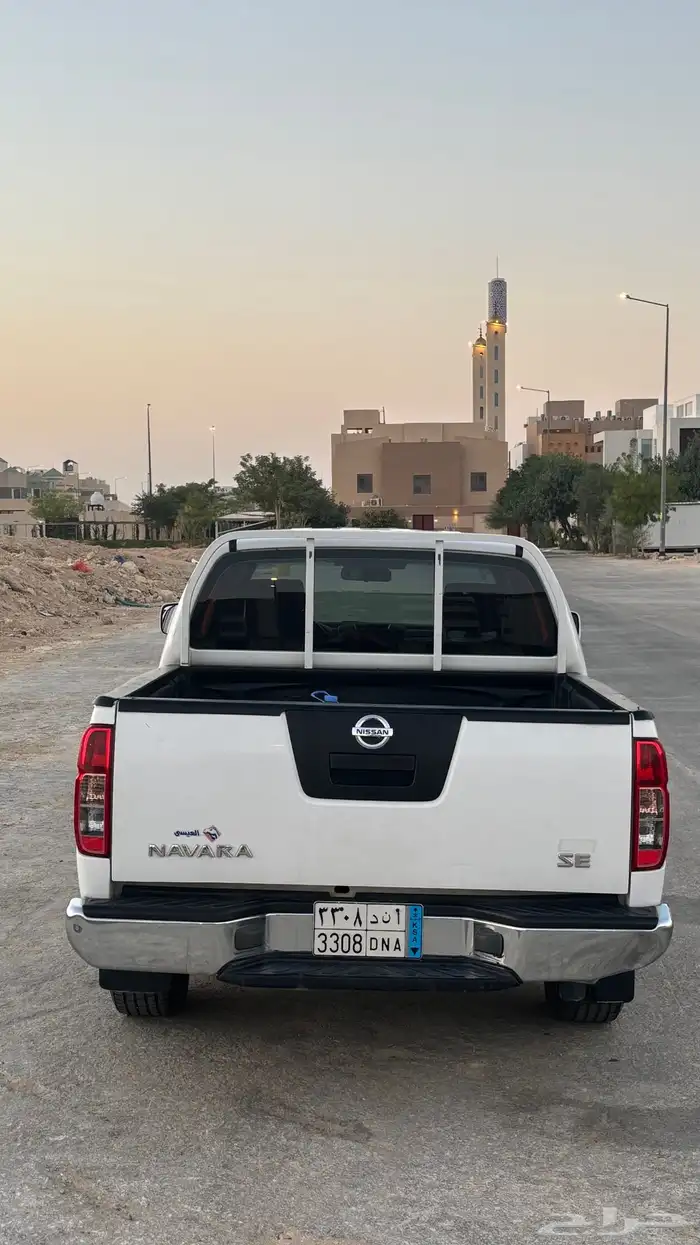 نيسان نافارا 2013 5
