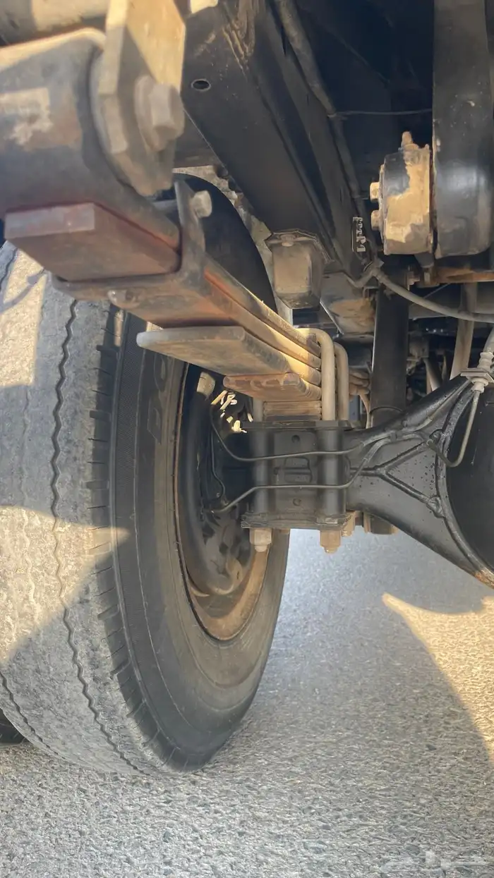 للبيع قلاب اسيزو 10