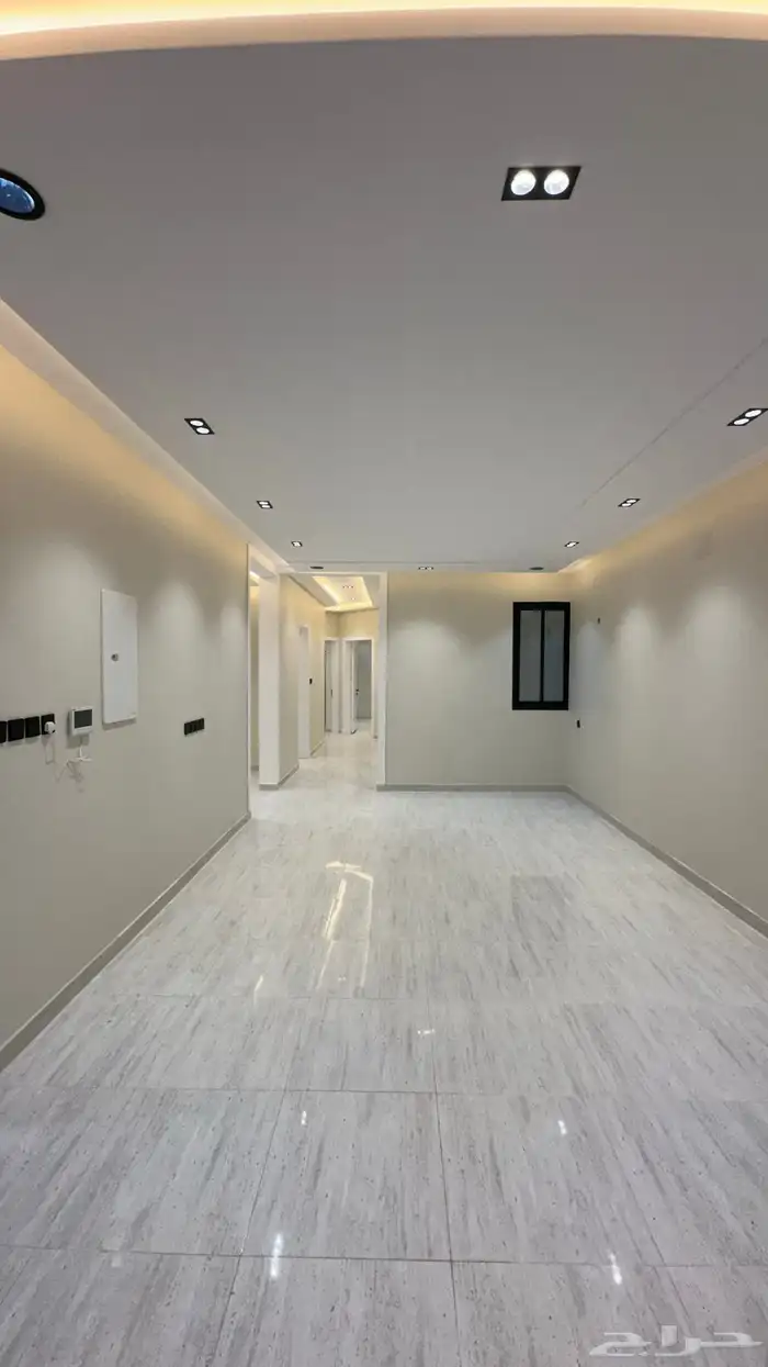 شقق ارضيه وارواف علويه للبيع خميس مشيط حي اليرموك 28