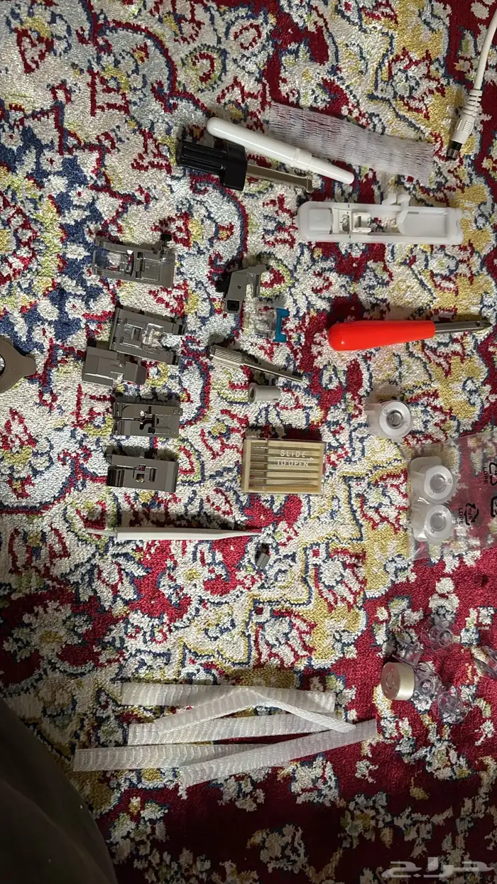 ماكينة خياطة و تطريز جديدة وأصلية للبيع 2
