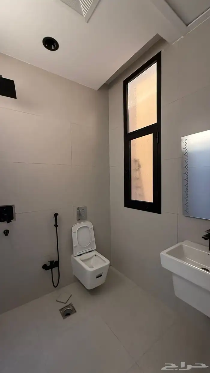 للبيع شقق ارضيه بالقرب من حديقه المليون ابها المحاله 25