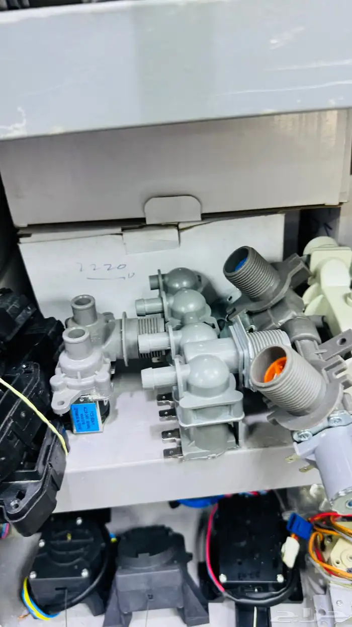 قطع غيار مكيفات ثلاجات غسالات أفران مكانس 25