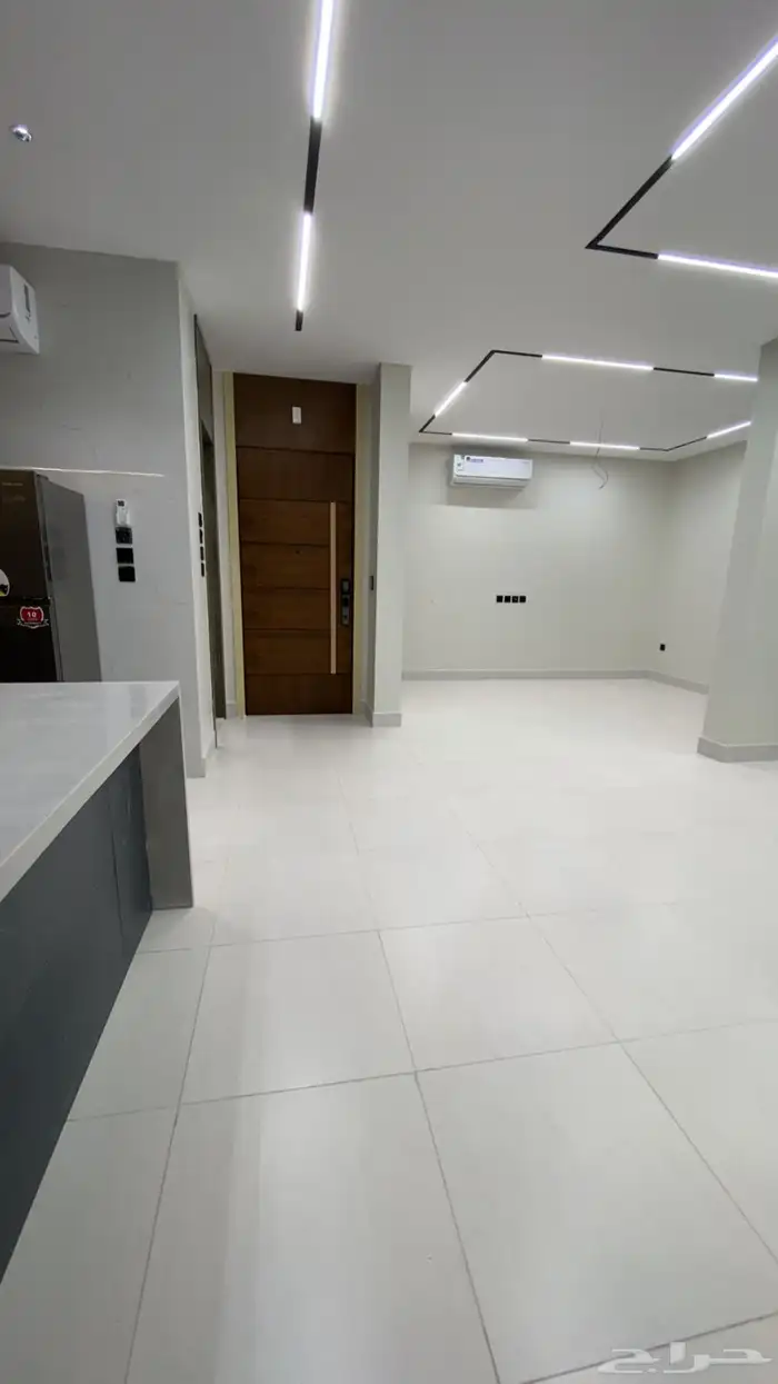 للإيجار شقة فاخرة جدة حي الروضة 6