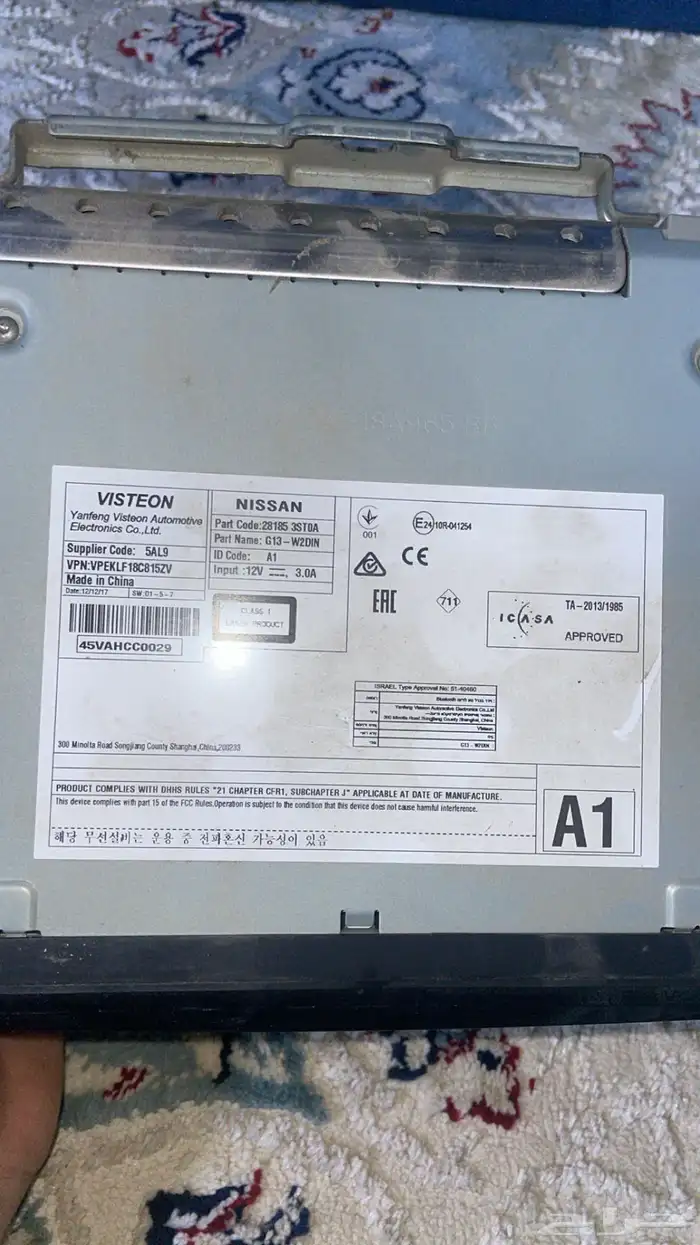 مسجل سنترا نظيفف ولا يشكي من شي بس اني ركبت شاشه 1