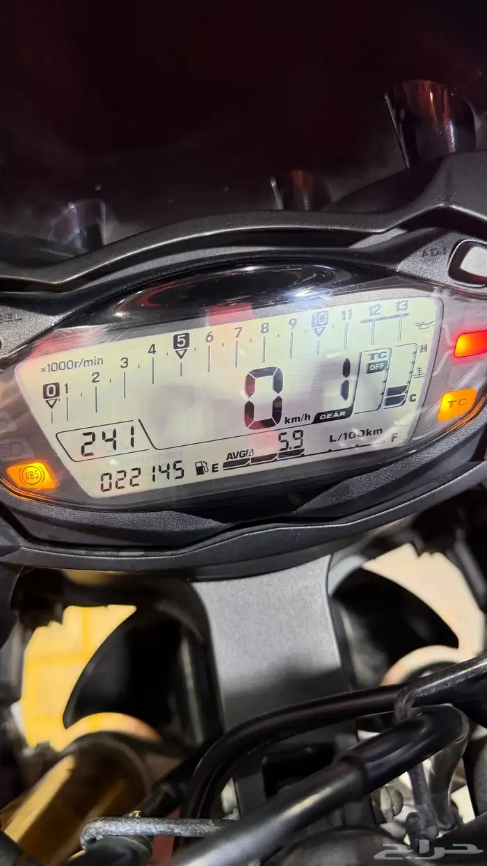 للبيع دباب سوزوكي GSX 1000 F 8