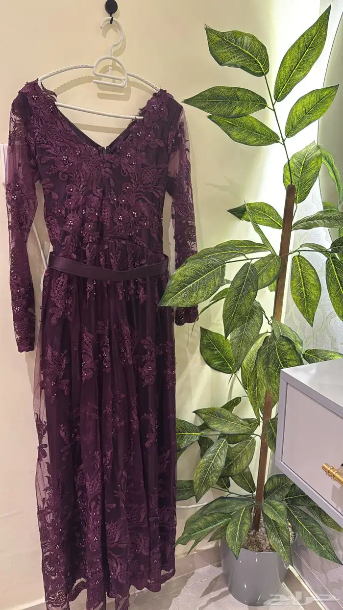 فستان تفصيل مقاس اللي S او M يجيها علطول لبس كم مرا 150 0