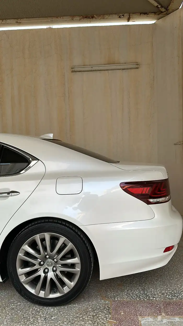 للبيع لكزس LS460 لارج مديل 2015 فل كامل 4