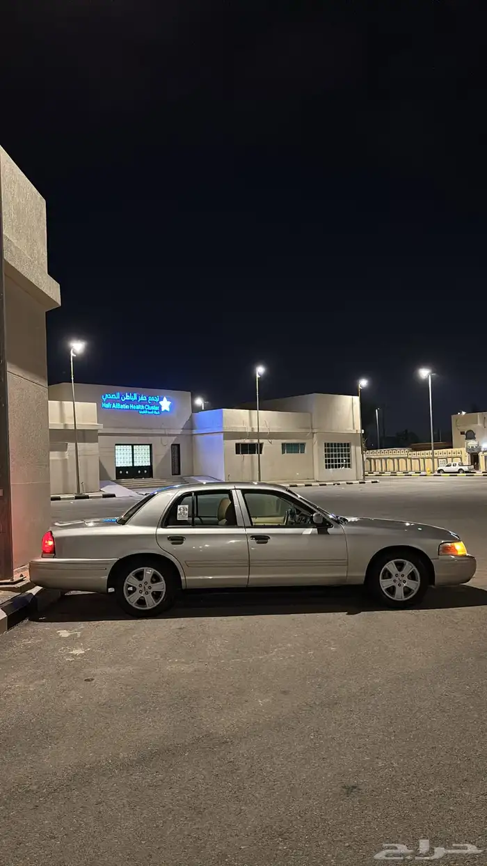 فورد فكتوريا 2011 3