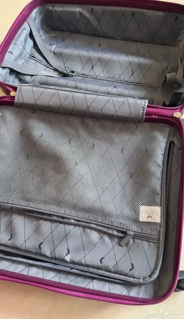 شنطة شبة جديدة استخدام بسيط 1