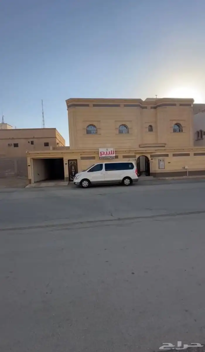 للبيع دورين مفصوله الخرج حي الاندلس 0