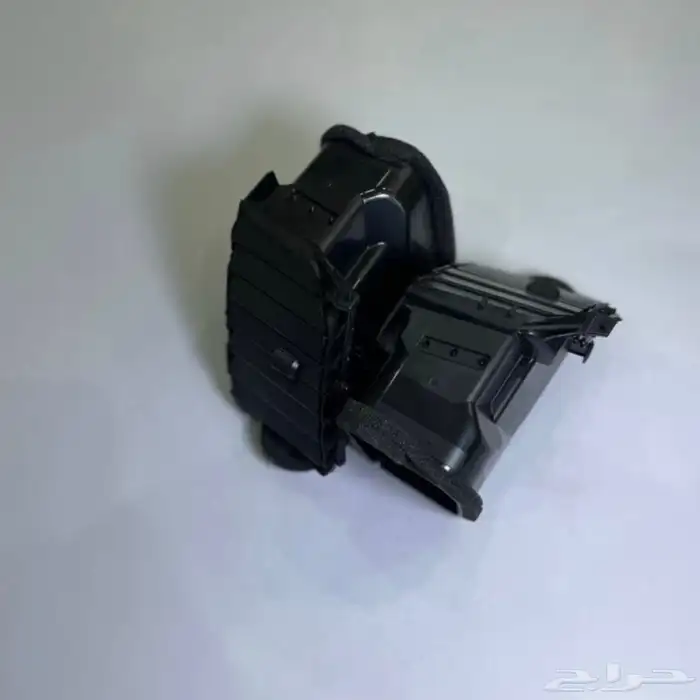 قطع غيار سيارات هايلوكس 0