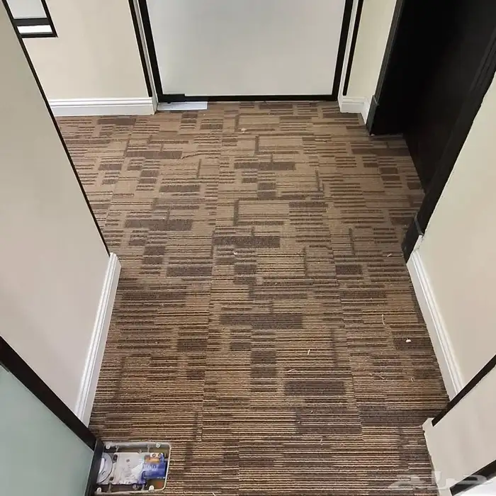 بلاط مكاتب 11