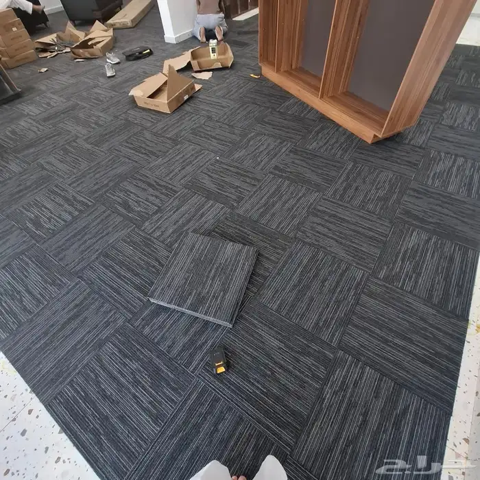 بلاط مكاتب 18