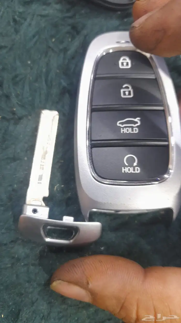 نسخ وبرمجة المفاتيح البصمة والعادي فتح شقق وخزنات تصليح ريمو 3