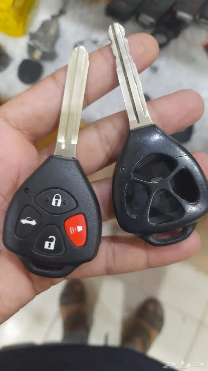 نسخ وبرمجة المفاتيح البصمة والعادي فتح شقق وخزنات تصليح ريمو 9