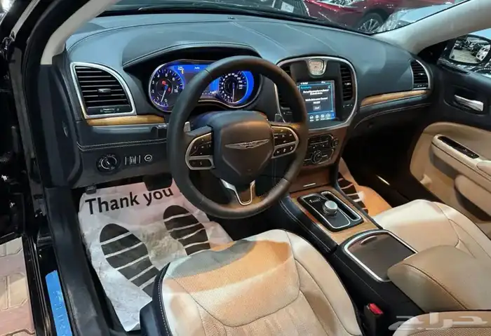 كرايزلر C300 موديل 2018 فل كامل نضيف جدا 13