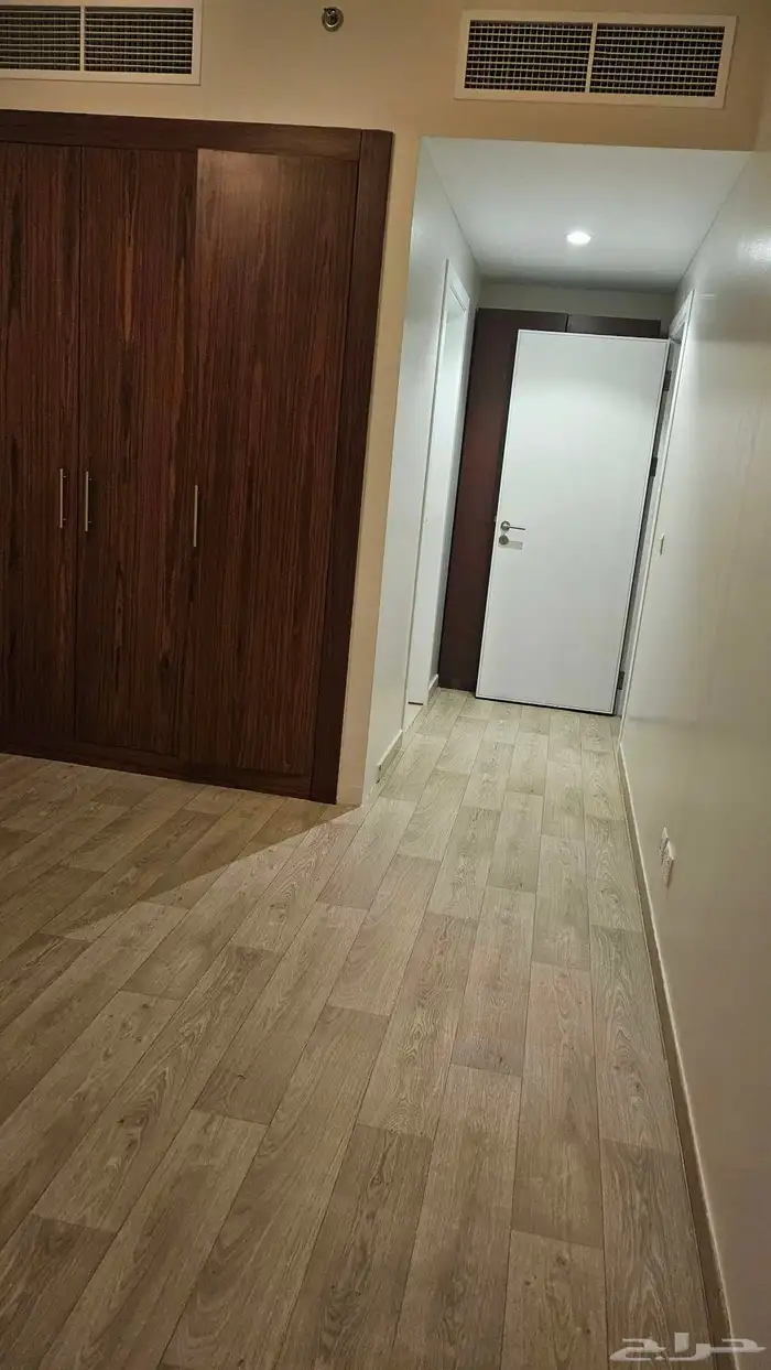 فينيل و موكيت أرضيات 0