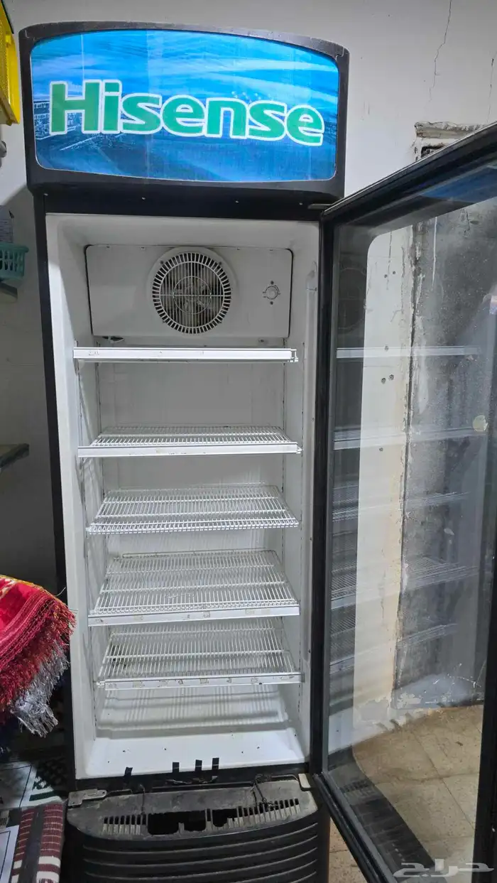 ثلاجة عرض Hisense 2