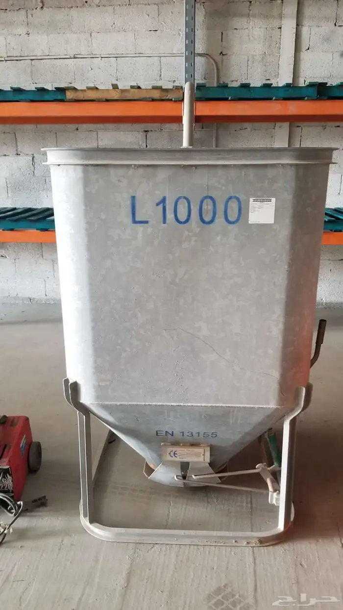 للبيع خزان خرسانه جديد حديد مجلفن 1000 لتر صناعه ايطالي 3