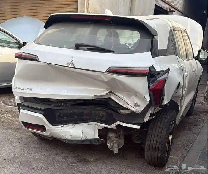 تشليح ميتسوبيشي قطع غيار 4