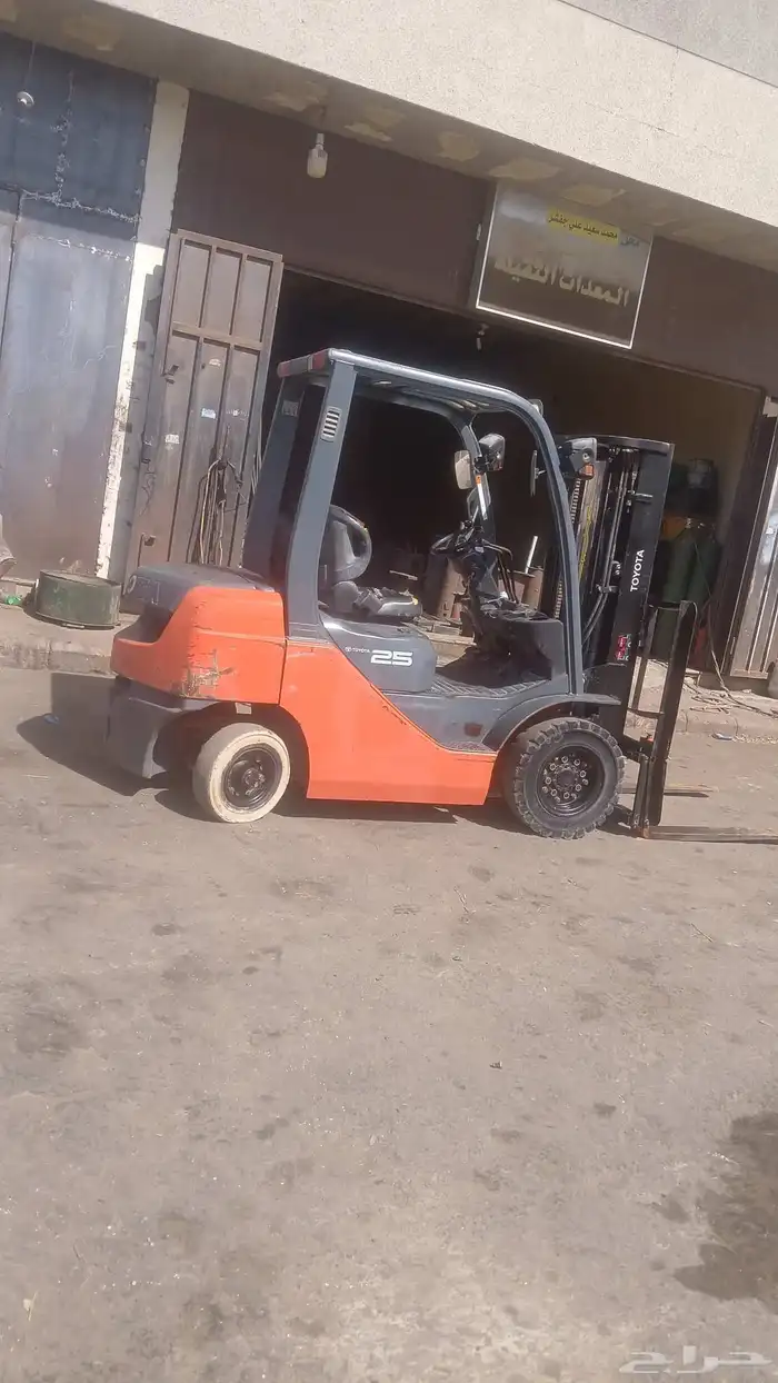 رافعه شوكيه فوركلفت سكينه كرينات للايجار الشهري وليومي 2