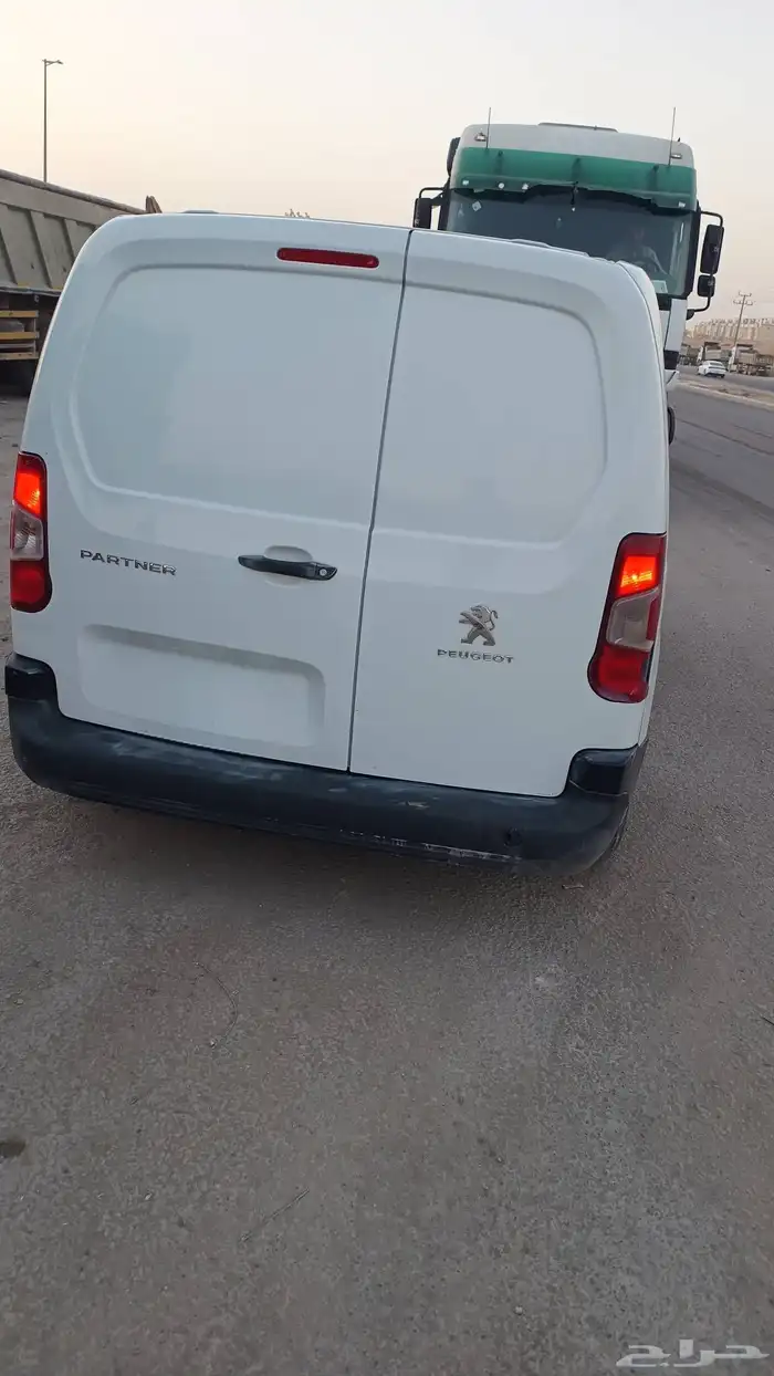 بيجو 1