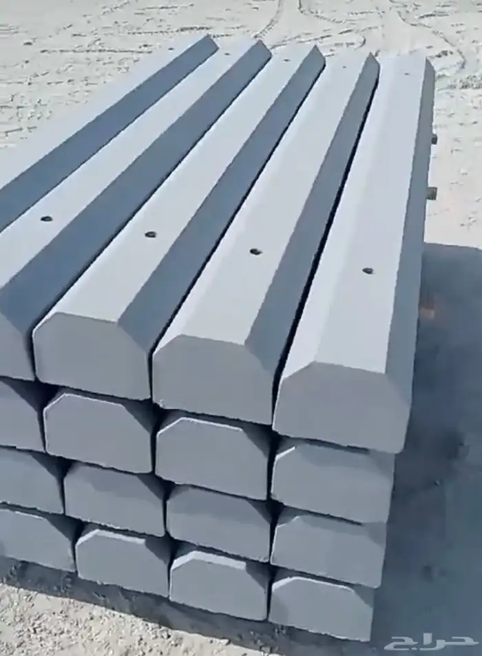 صبيات خرسانية مناهل حواجز 6