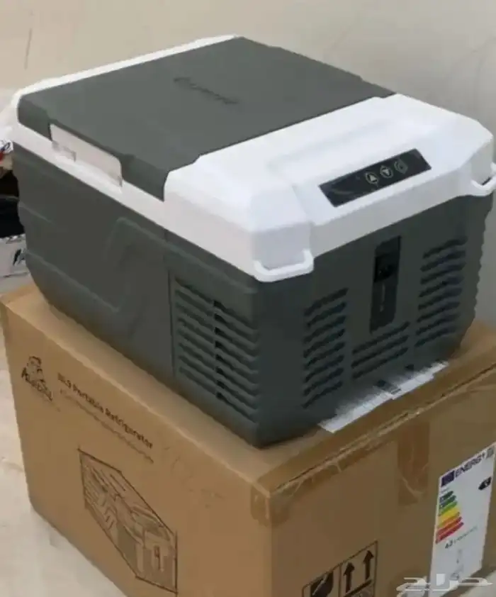 للبيع ثلاجة 9 لتر جديده 0