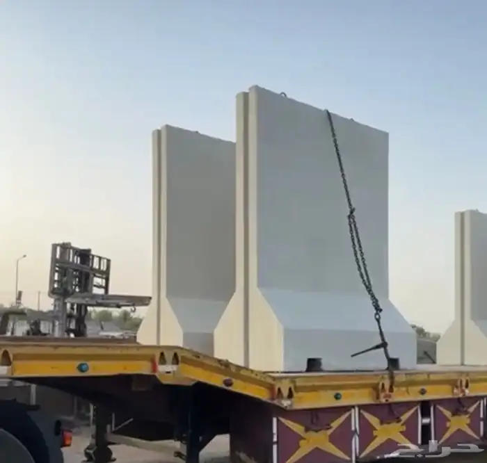 صبيات خرسانية مناهل حواجز 9