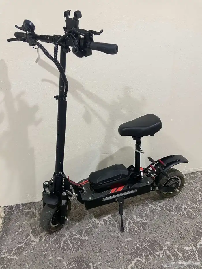 Q7 Pro Electric Scooter (سكوتر كهربائي). التفاصيل السك 3