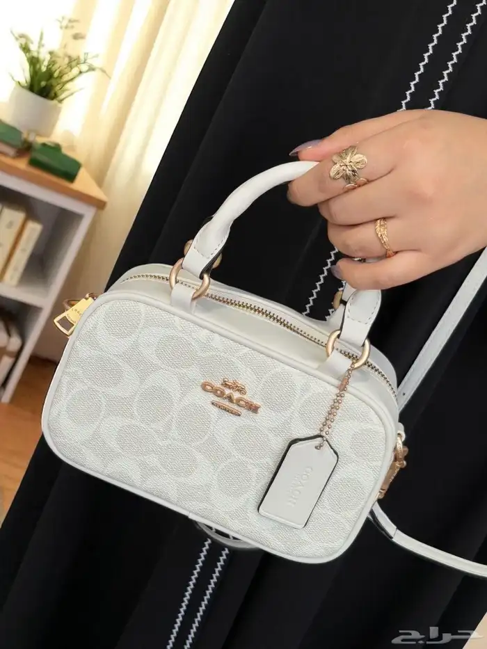 شنطة ماركة كوتش هاي كوالتي مع الملحقات شامل التوصيل والشحن 0