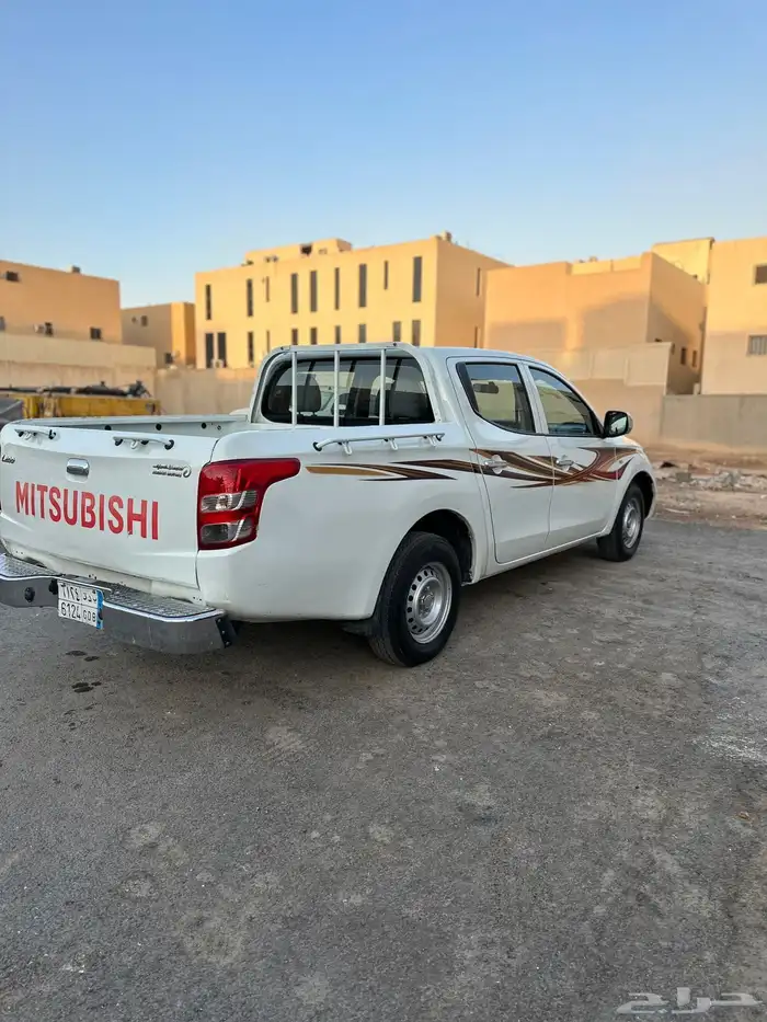 متسوبيشي L200 2018 بنزين 4