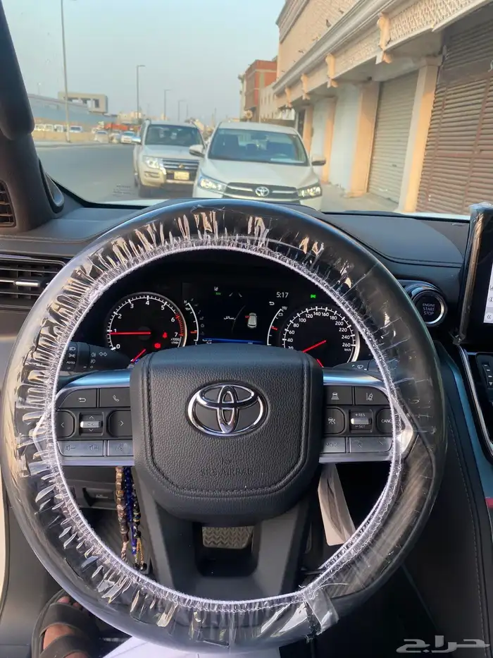 جيب تويوتا لاندكروزر 2024 6