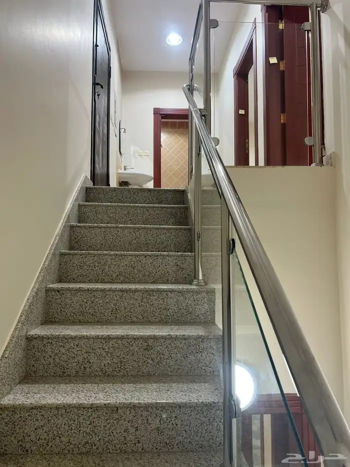 فلة للتأجير في الرياض حي الشهداء 32