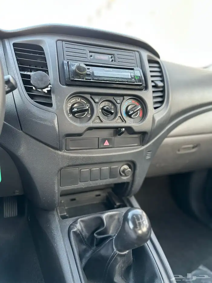 متسوبيشي L200 2018 بنزين 11