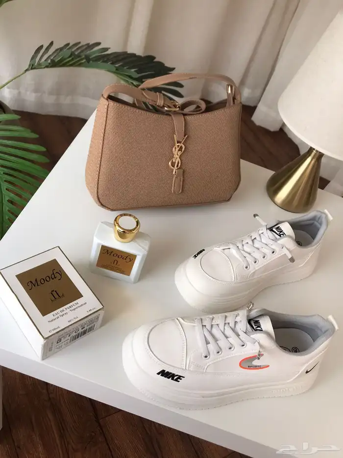 اطقم شنط وشوزات نسائية ماركات منوعه230 فقط 13