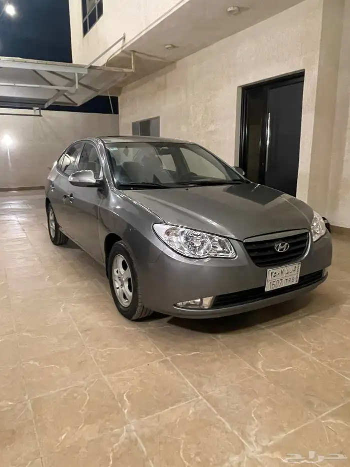 للبيع هيونداي النترا 2011 1