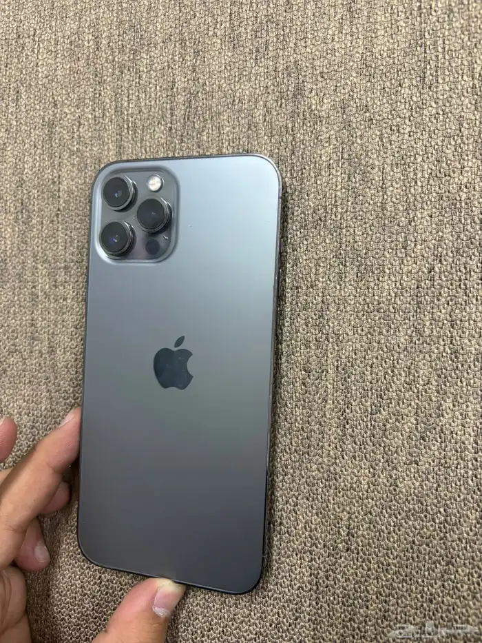 آيفون 12 برو ماكس 2